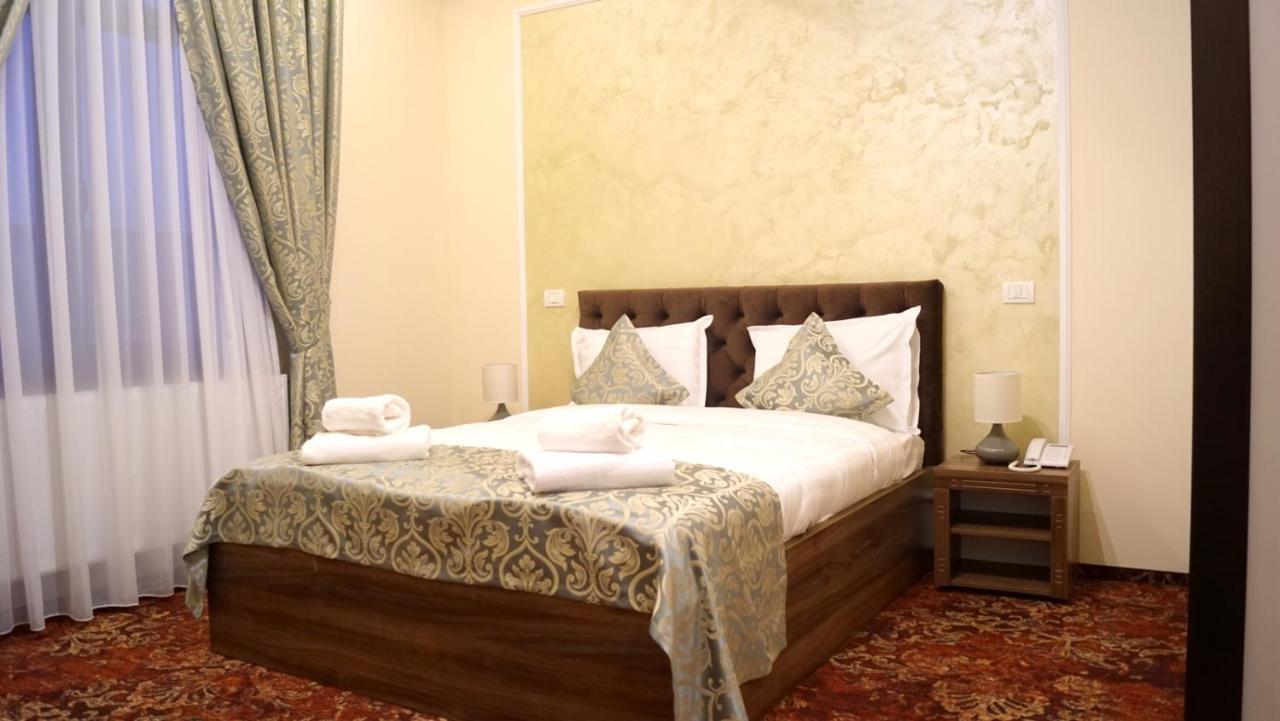 Pensiunea Romeo Resort Focsani Ngoại thất bức ảnh